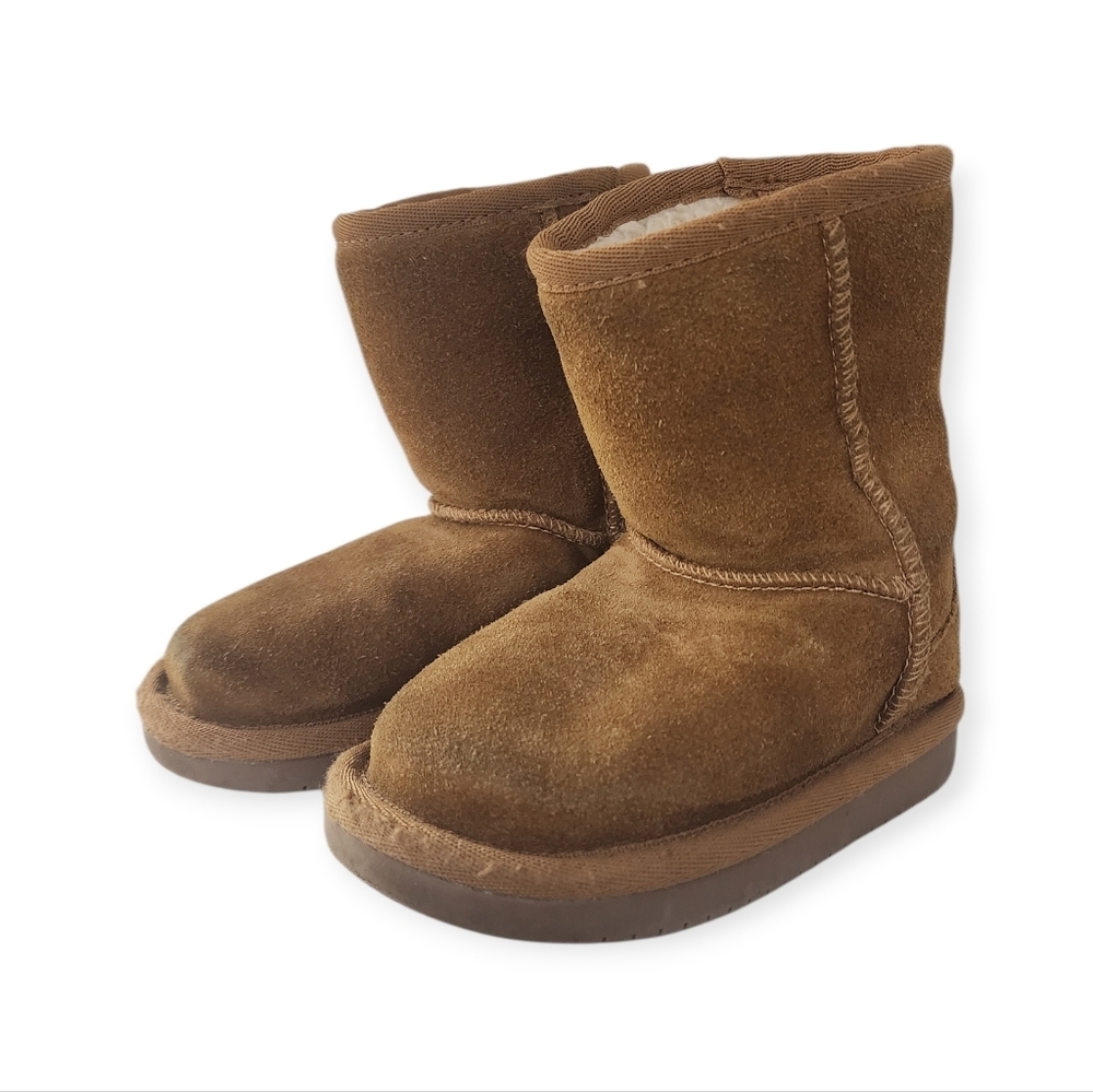 Koolaburra by UGG unisex-child Koola Short Boot Toddler Size 5